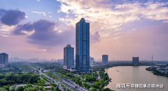 包含：3.抽象升级型：金融、律所等机构占比2